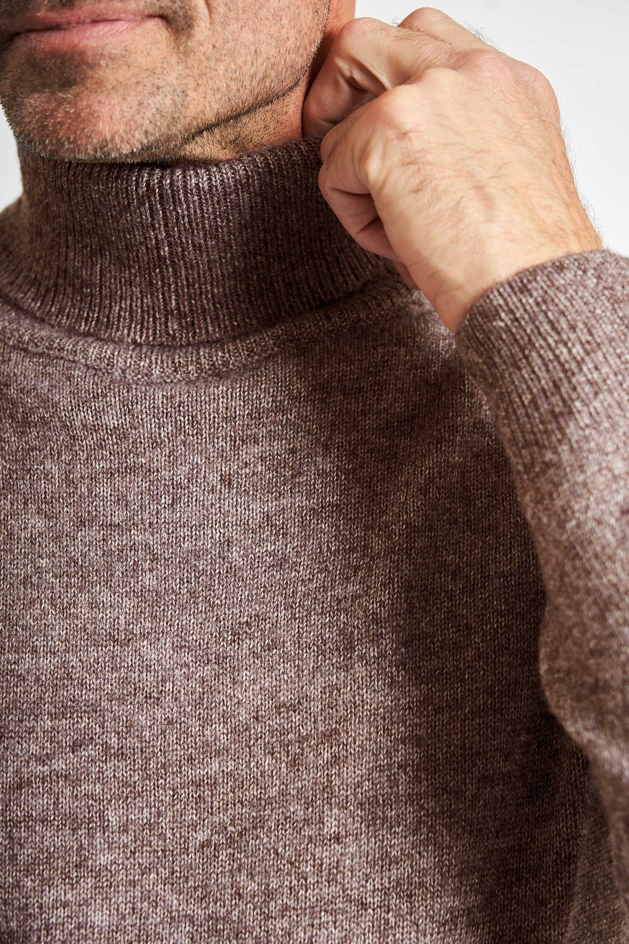 Rullekrave m. Uld 'Gulborg' - Dark Latte Melange