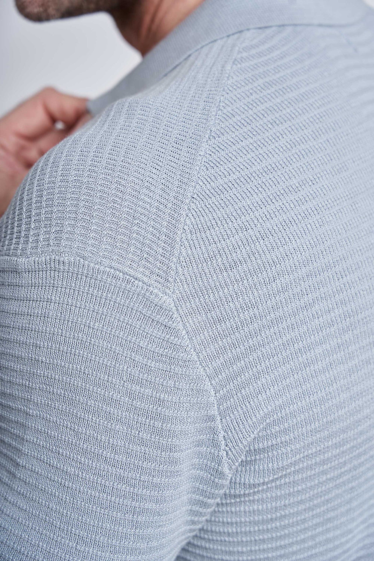 Strikket Polo 'Jesper' - Light Blue, Structure