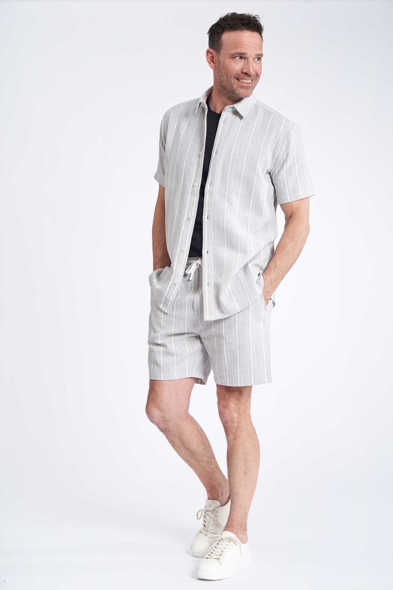 Shorts 'Hemmet' - Mirage Gray