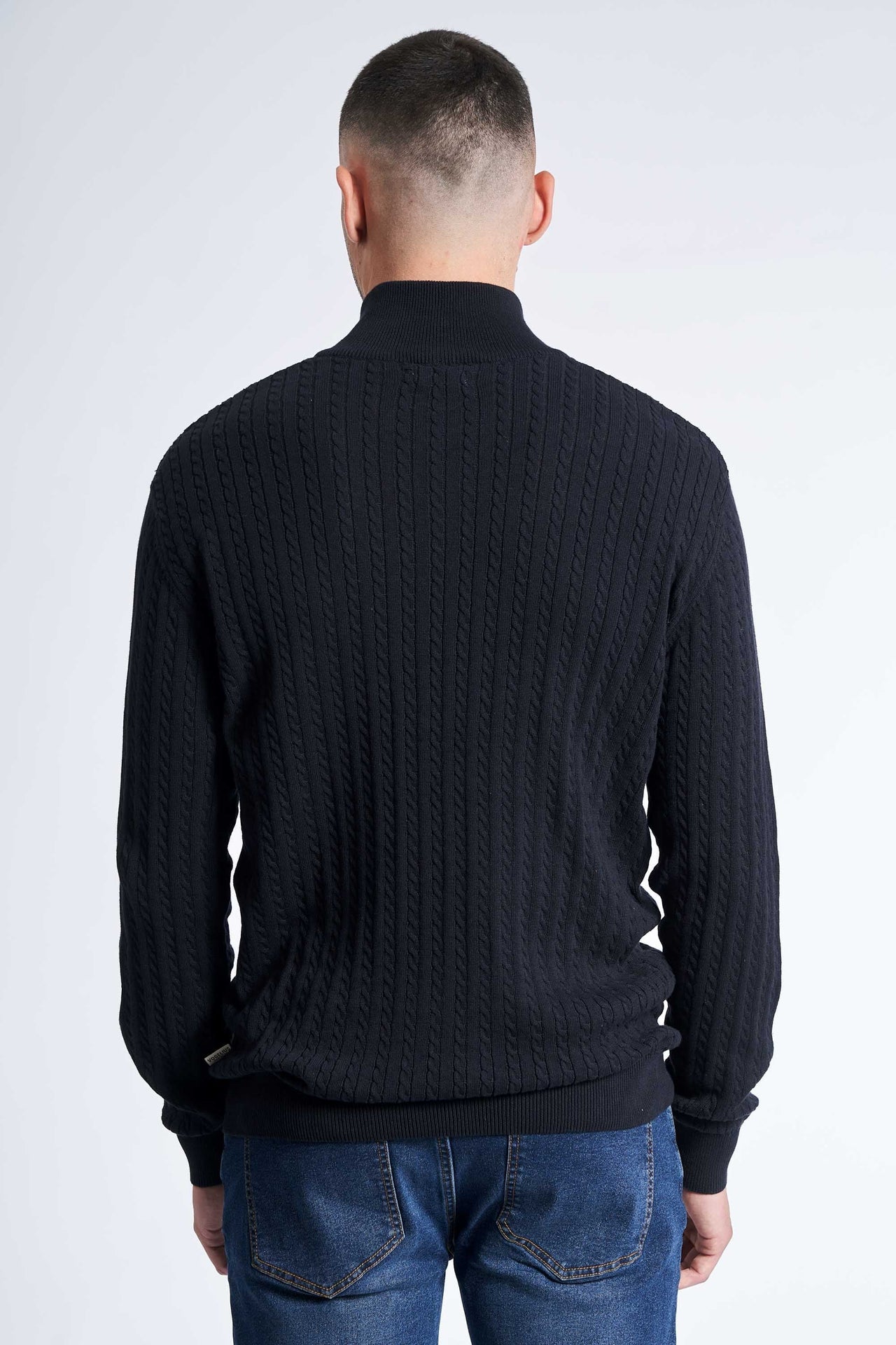 Half Zip Kabelstrik 'Oure' - Black