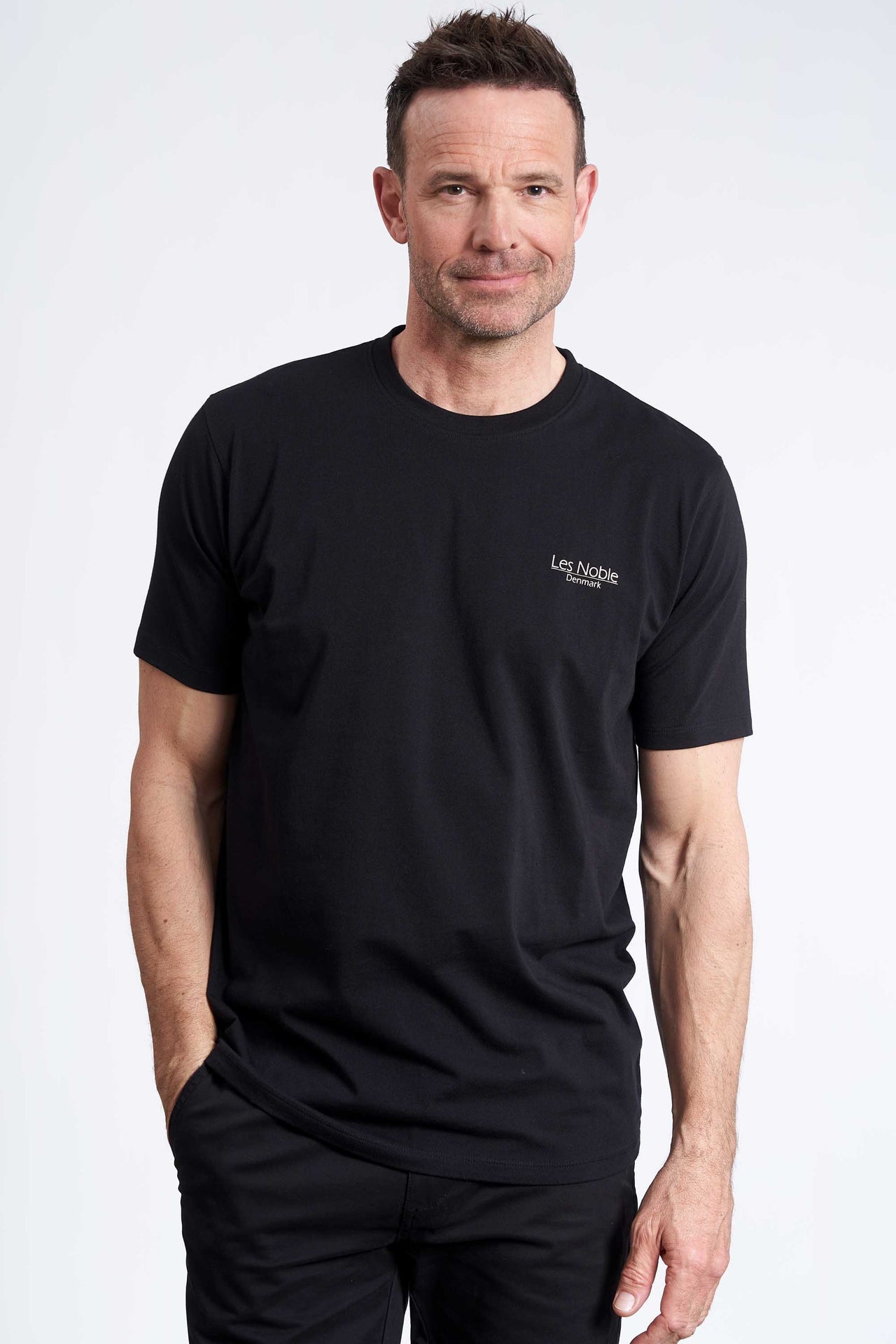 Logo T-Shirt 'Mern' - Black Five