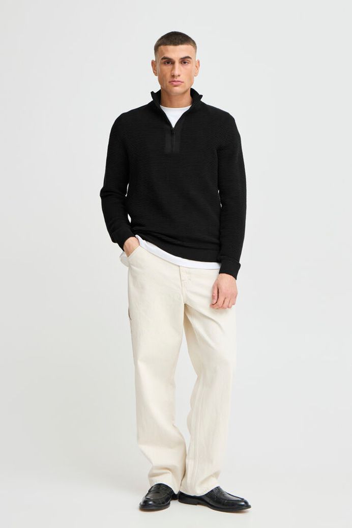 'SDVALENCIA' Half Zip - Black